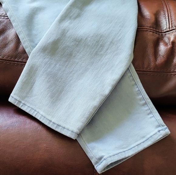 J Brand Premium Denim Mid Rise Skinny Jeans - Picture 12 of 12